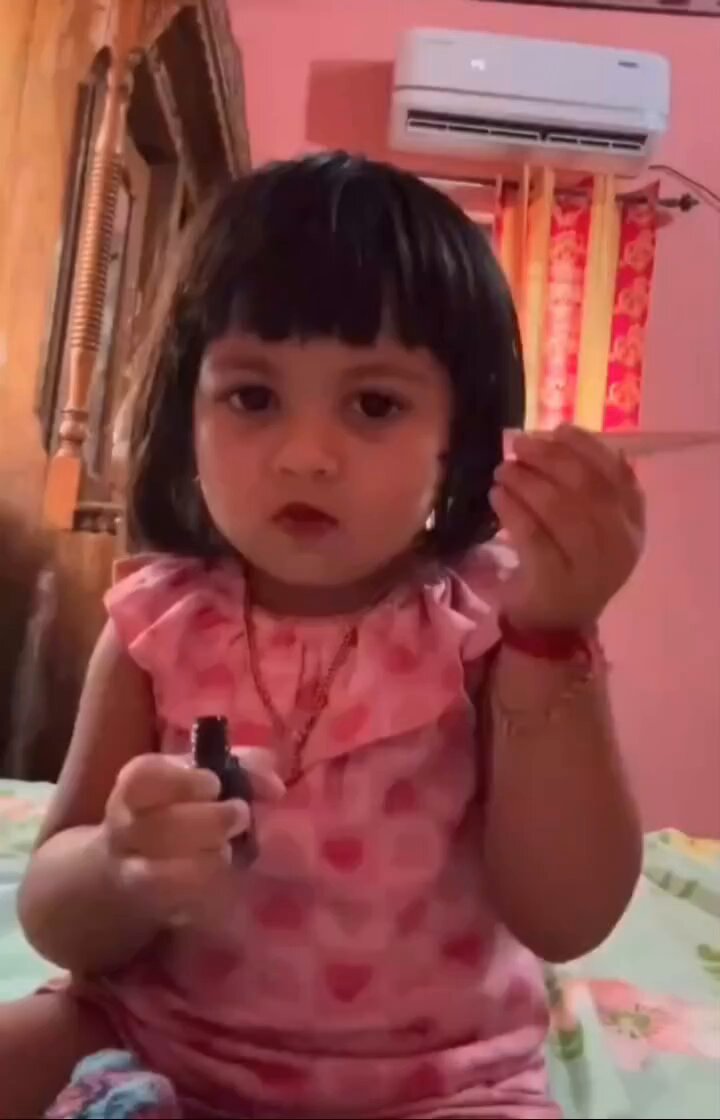 *Me apunto en un torneo para farmear aura* La rival que me toca en primera ronda: