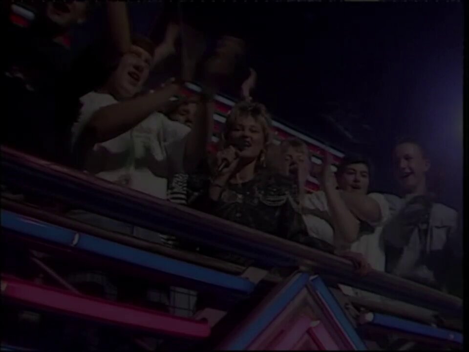 Top of the Pops (17th August 1989). Martika is at number 4 with Toy Soldiers.