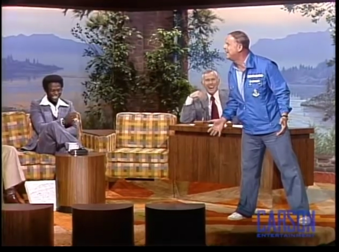Don Rickles giving Lou Brock baseball tips in 1977 is unreal. He starts teaching him how to steal a base and somehow turns it into a full roast of everyone on the stage. The way he demonstrates the lead-off while still insulting Johnny is pure chaos. I would have evaporated if a comedian started coaching me like that on live TV. Only Rickles could go that hard and still leave the guy laughing and feeling respected.