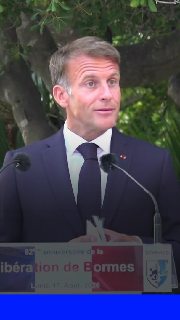 "Neuf ans c'est au fond, une époque [...] Vous allez me manquer", déclare Emmanuel Macron depuis Bormes-les-Mimosas