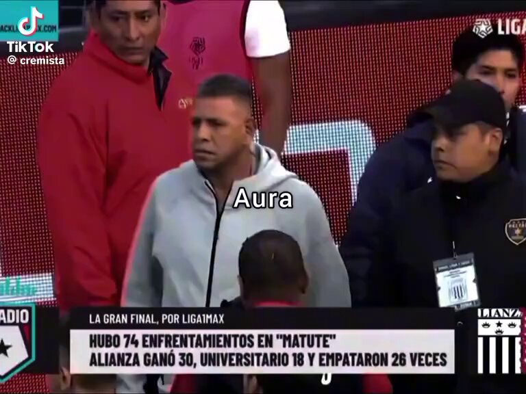 “Voy a la batalla de farmear aura” El rival que me toca: