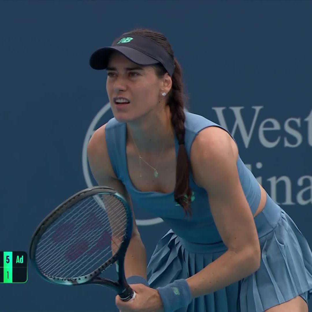 A Deciding Set on Champion's Court! 👀 Sorana Cirstea forces the decider against Kalinskaya after taking the second set 6-1. #CincyTennis