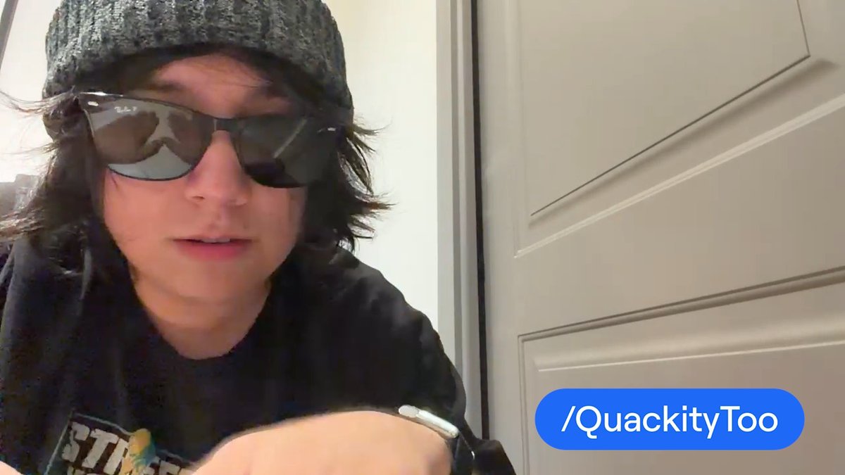 Empezando la semana con todo 💃 ElQuackity