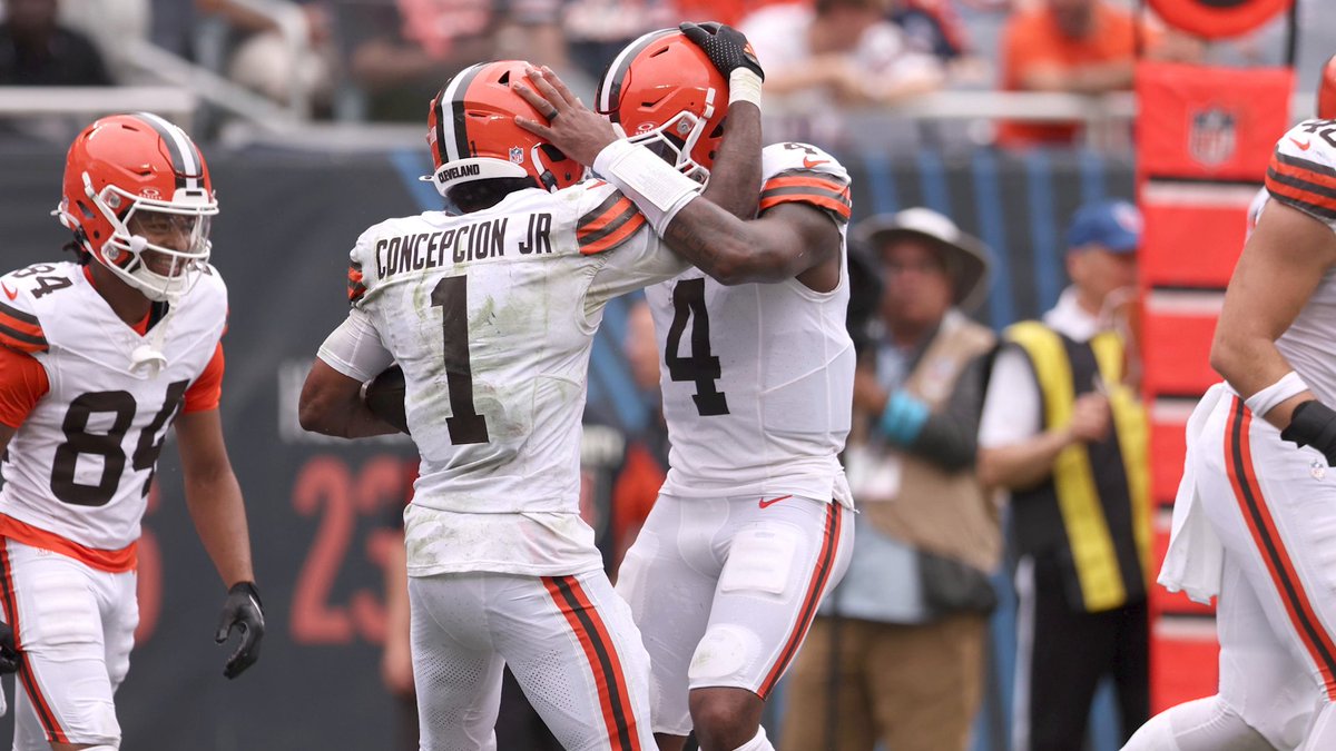 “[The Browns] really are a quarterback away.” Do you agree with Mina Kimes? 🤔