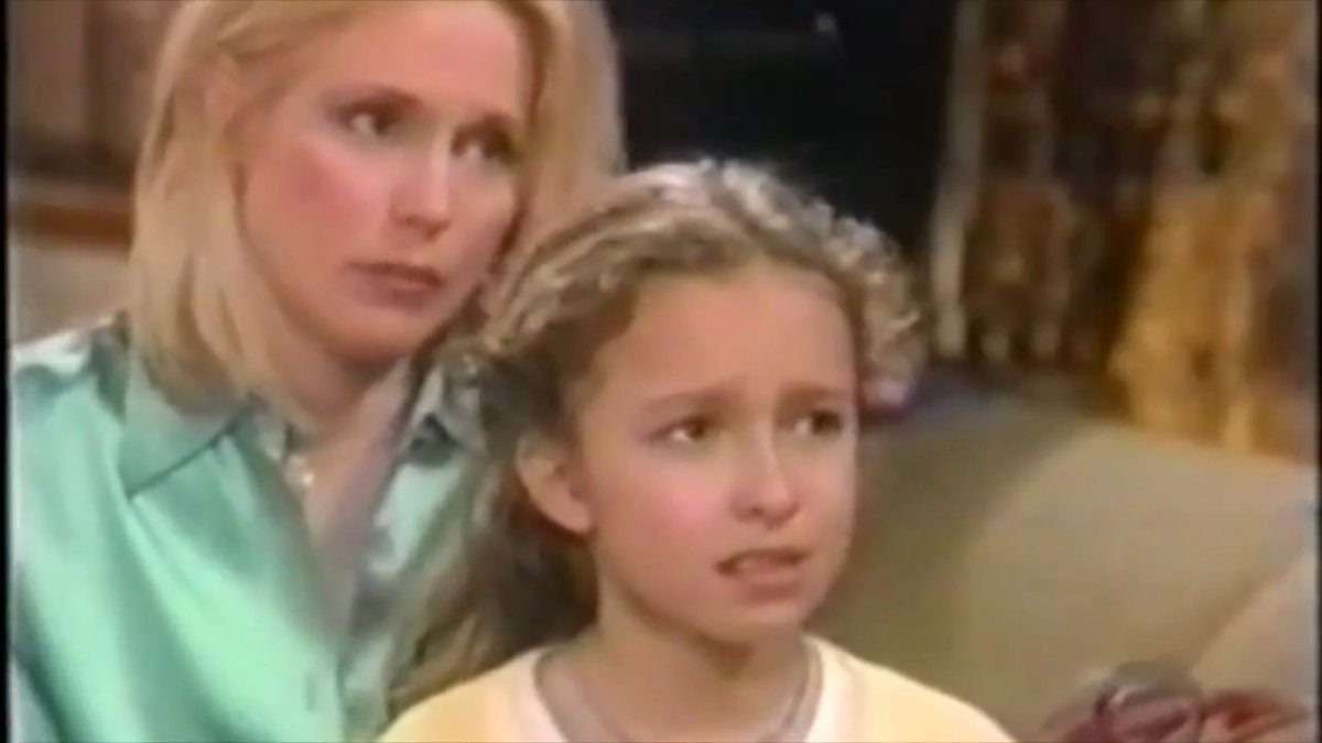 Beth Chamberlin, who played Hayden Panettiere's mom on the CBS soap "Guiding Light" remembers her "astounding" talent.