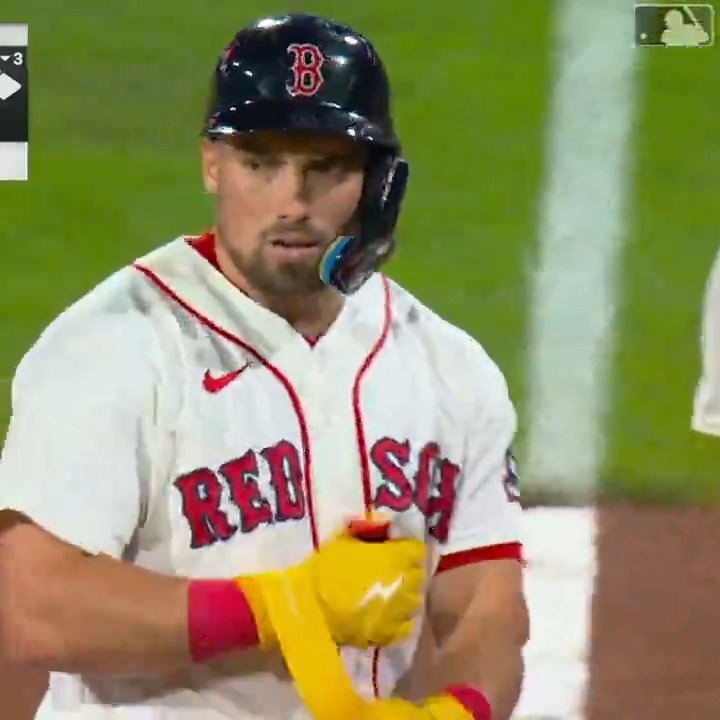Durbin drives in another!