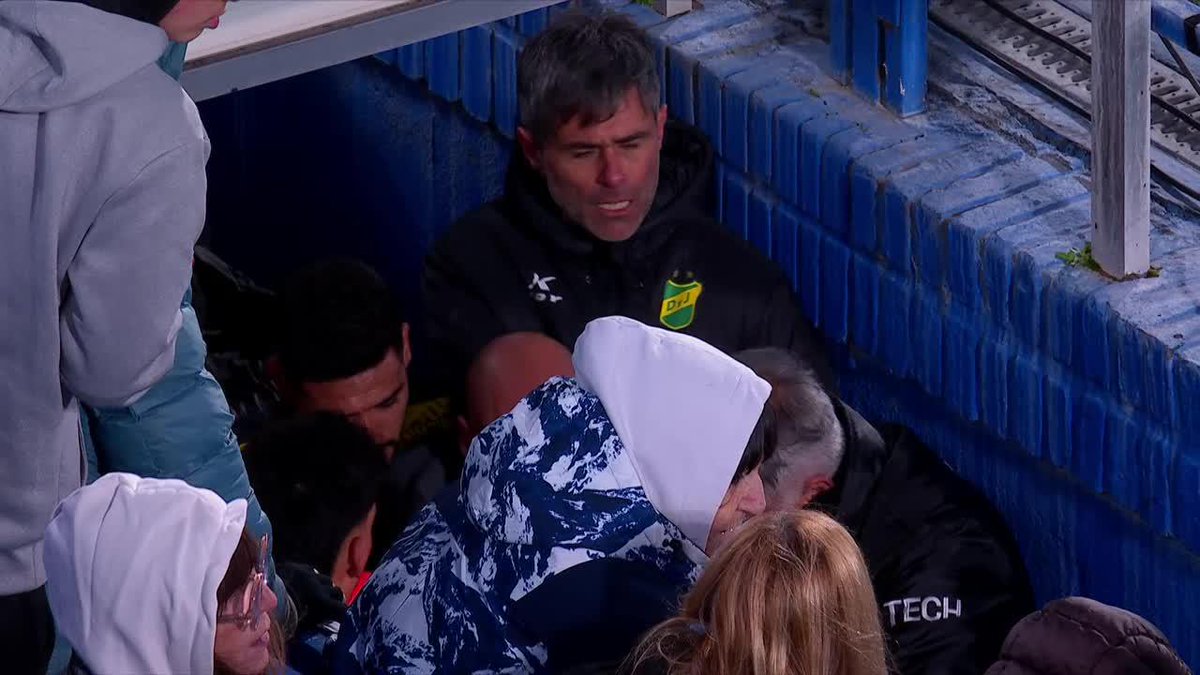 ¡LOCURA TOTAL! GUILLERMO Y VACCARI SE PELEARON LUEGO EL PARTIDO ENTRE VÉLEZ Y DEFENSA Y JUSTICIA.