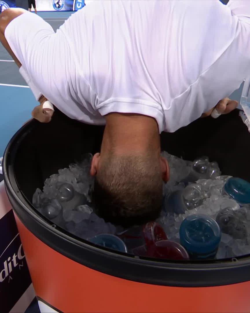 Just chillin' bro 😎 Terence Atmane knows how to keep cool under pressure at #CincyTennis