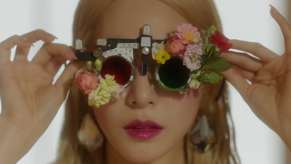 that era of trying to pretend tiffany’s solo music post-SM is listenable is like the most specific pre-covid feeling ever like could have only been allowed in 2018-19