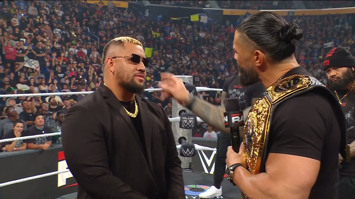 A TOTAL beatdown of Solo Sikoa 😟 Roman Reigns