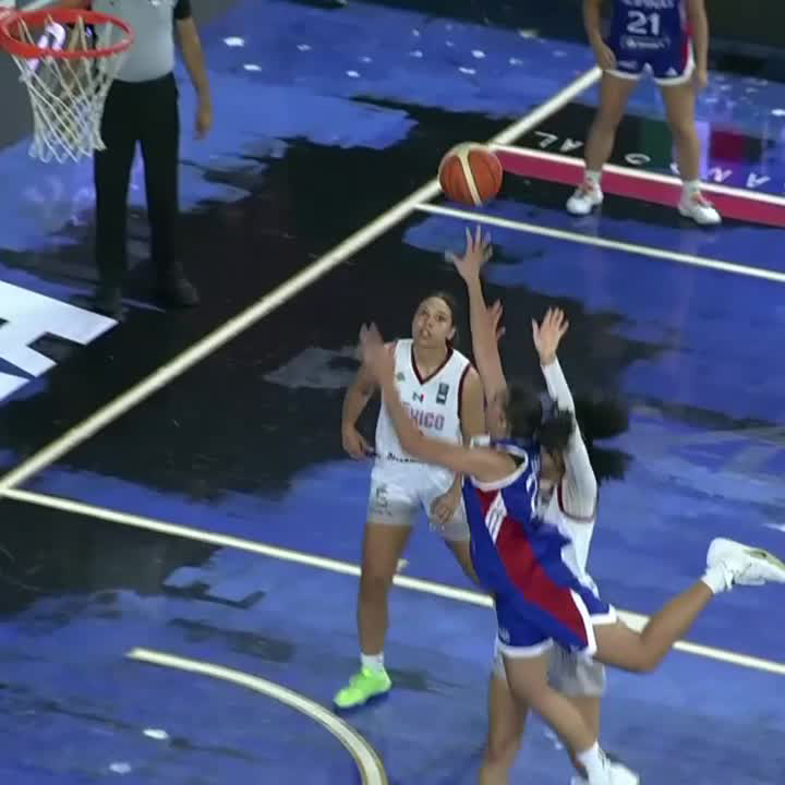 What a way to beat the buzzer! 🔥🇵🇭 #FIBAOQT