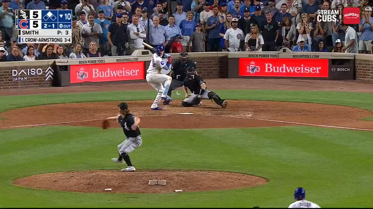 PETE CROW-ARMSTRONG WALK-OFF HOME RUN FOR 30/30 🤯