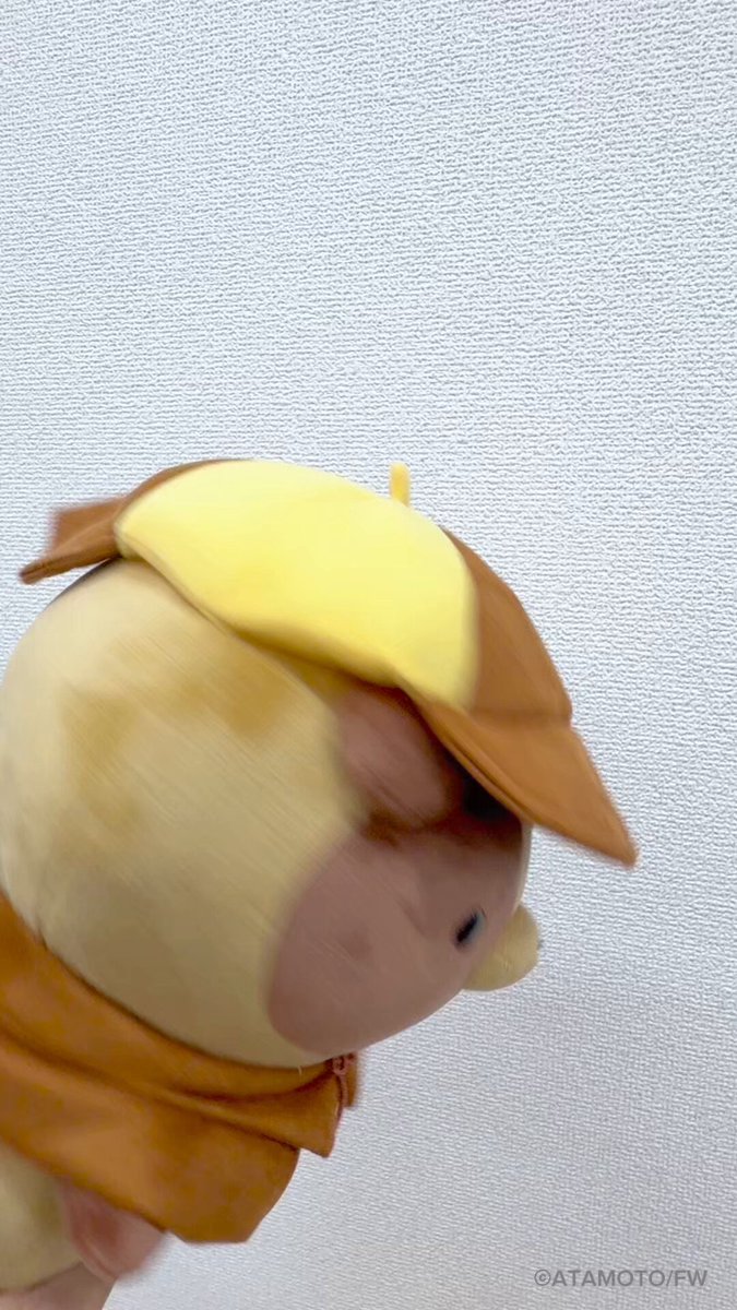 🎥 TikTokでもご紹介中！ 🍎タヌキとキツネ お山のたんていさん ぬいぐるみ ビッグサイズのタヌキとキツネのぬいぐるみ🌳 いつもと違う探偵服を着た2匹がなんだか新鮮♫ 並べて飾るとより存在感が出てカワイイよ ぜひチェックしてみてね! #タヌキとキツネ #ぬいぐるみ #Geeniest #ジーニストオンライン #キャラクターグッズ