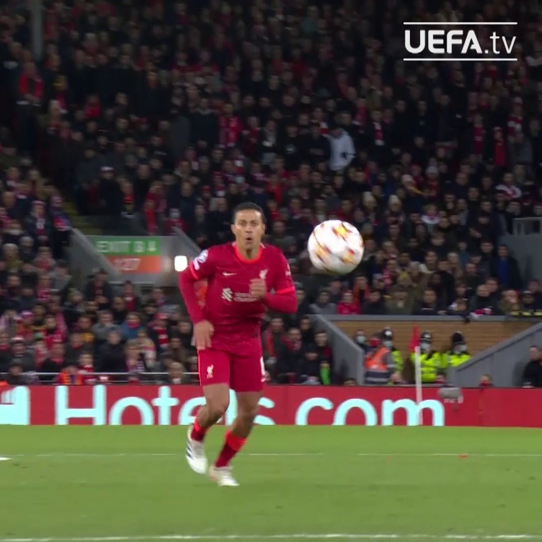 Still the most unreal volley ive ever seen in my entire life