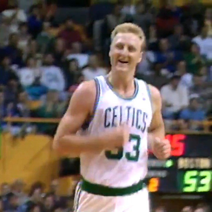 Un día como hoy, hace 34 años, Larry Bird anunciaba su retirada de la NBA Uno de los mejores jugadores de la historia y de los más icónicos de la liga