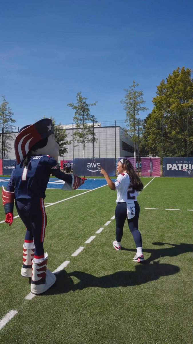 What happens when you put creators through NFL-calibre drills &amp; track every move with the same technology used on game day? AWS &amp; the New England Patriots hosted a Creator Combine in Düsseldorf, where former NFL players coached participants. Learn more: