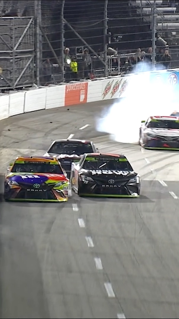 Rowdy roughed 'em up 🫣 Kyle Busch earned his second Martinsville Cup win in 2017!