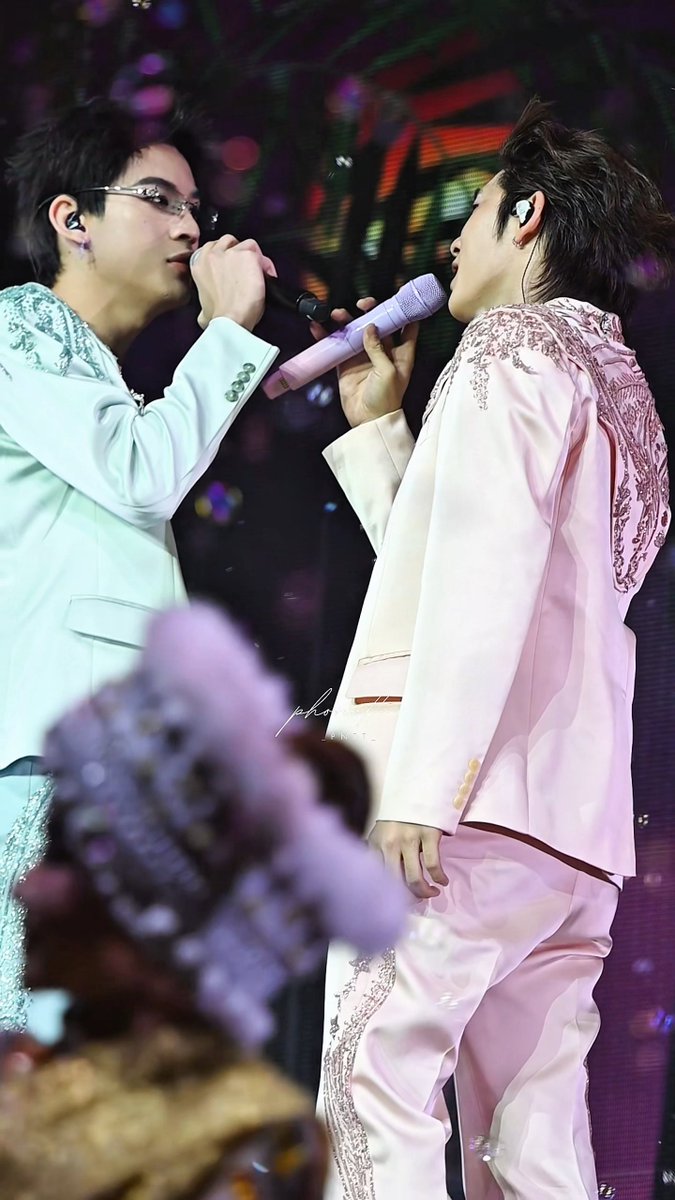 [FanCam] อ้ายนี้ยังกอยอยู่ - TEETEE -NORTH (2TEE Focus) เคมีเละ เคมีเทะ ที่ใฝ่ฝัน DUANG GO ROUND DAY2 #DuangConcertDay2 #twnpich #jaonorth