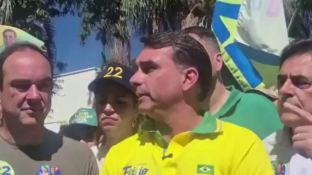 Flávio já supera Lula nas pesquisas internas, e Lula sabe disso.