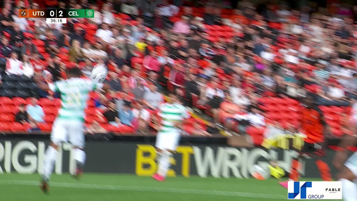 Should Dundee United have been given a penalty for a handball shout against Alex Oxlade-Chamberlain? Michael Stewart isn't convinced "I don't think that's clear enough to be intervening and giving a penalty" 🗣️ #PremierSportsCup