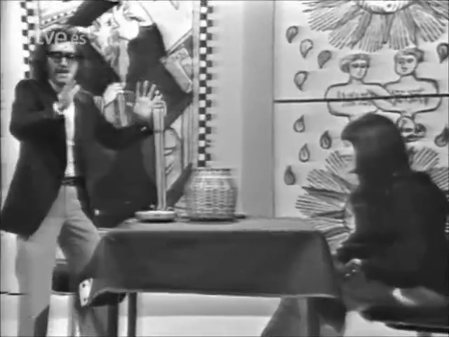 Ha fallecido Juan Tamariz. Acercó el mundo de la magia a varias generaciones desde los años 70, cuando presentó 'Tiempo de magia'. Nuestro recuerdo y homenaje -- > #DEP