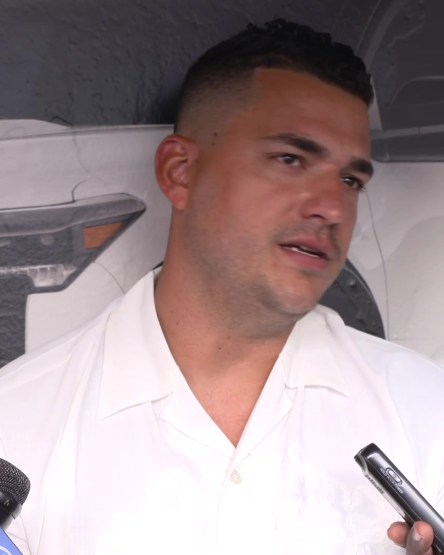José Iglesias says it's too tough to pick a favorite memory as a Met: "We have so much memories... every single day that I get to wear that uniform, every single day that I get to interact with that team, every moment was special"