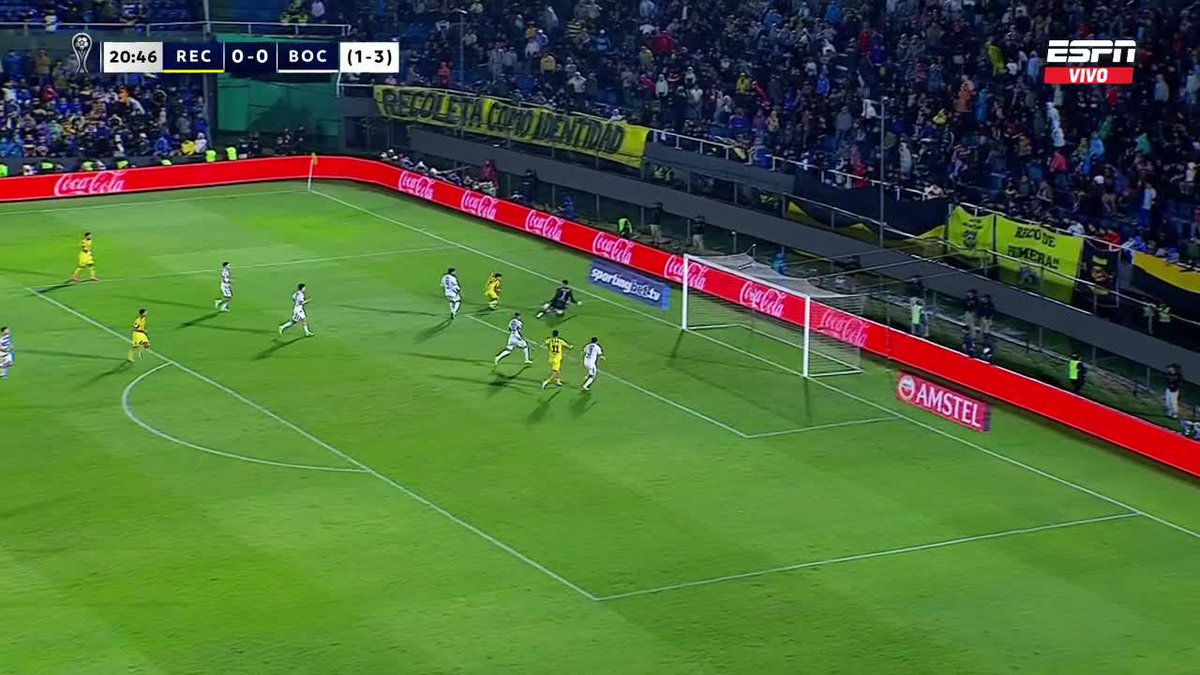 Atajada de Álvaro Montero para salvar a Boca Juniors en Copa Sudamericana.