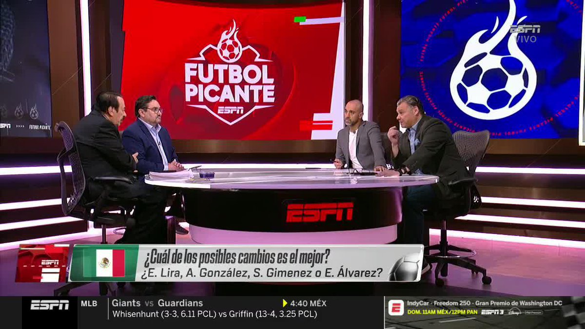 "La Hormiga quería ser campeón en Chivas antes de irse a Europa... " ¿El Olympiacos es buena opción?