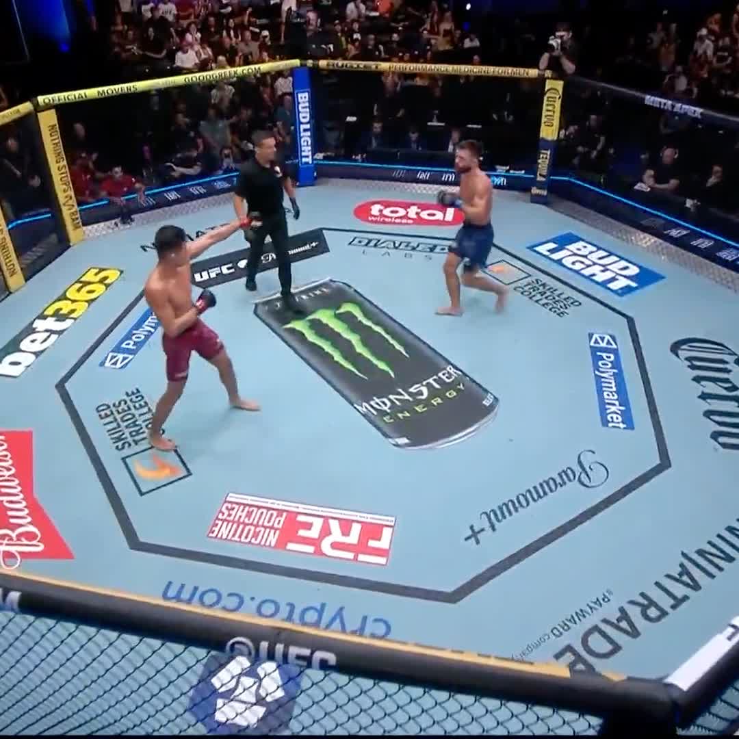L’un des meilleurs combats de l’histoire des #DWCS ? 🤯