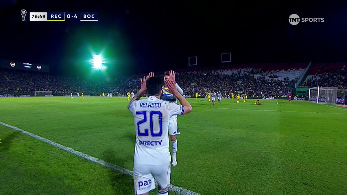 EL GOLAZO DE VELASCO PARA EL 4-0 DE BOCA Del córner de Recoleta a gol de Boca para la fiesta Xeneize en Paraguay. #Sudamericana