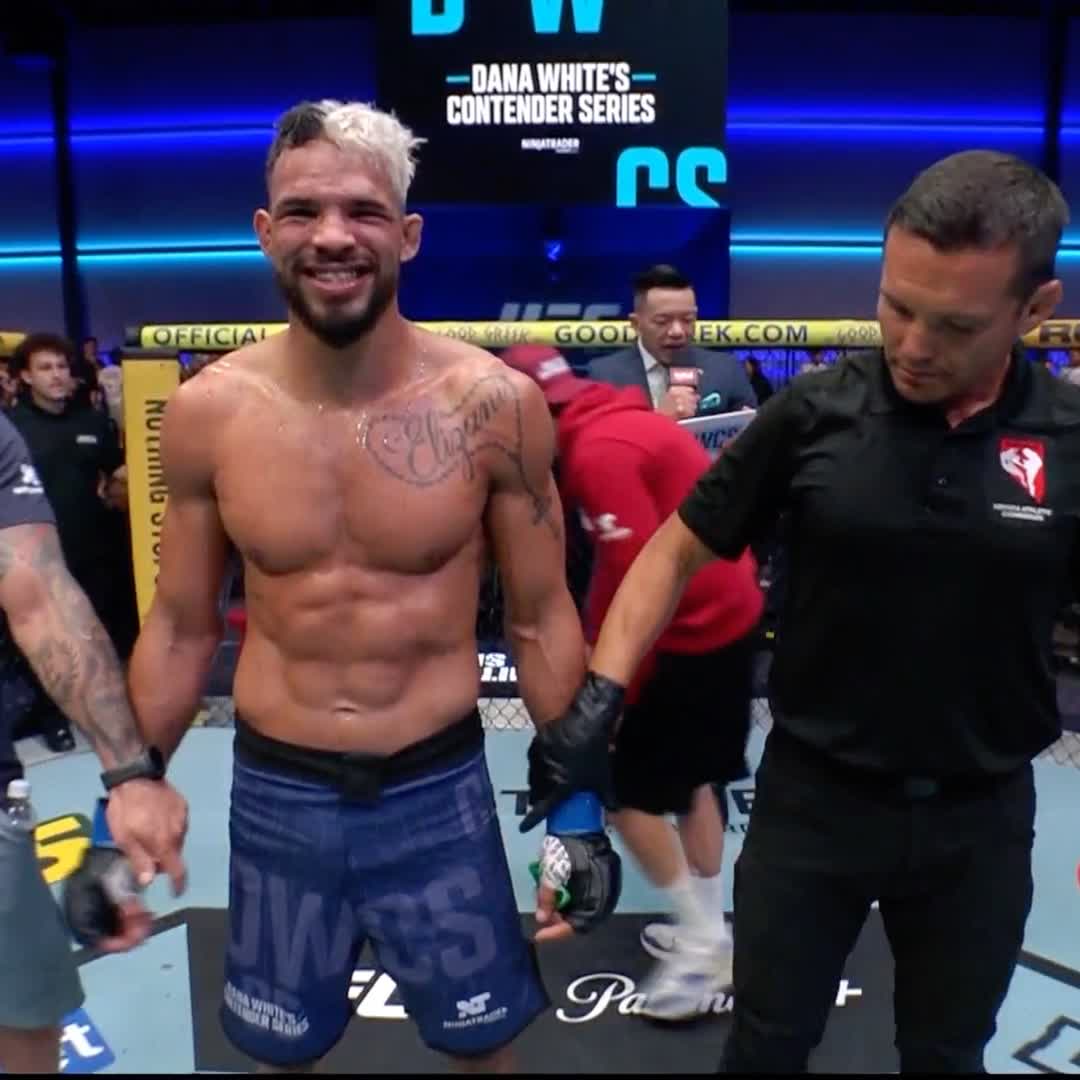 Oficial, por KO Kaik Brito derrota a Namo Fazil en round 3! 🤯 #DWCS | En vivo por Paramount + Deportes