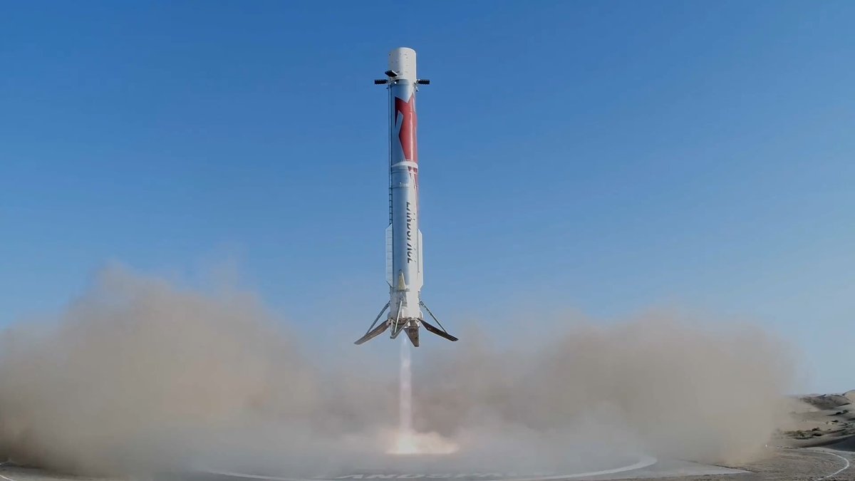 Теперь у Китая есть 2 многоразовых ракеты с возвращаемой первой степенью, причём эта от частной компании. Сегодня LandSpace смогли посадить ускоритель от ракеты ZQ-3 в ~400км от стартовой площадки. И это очень интересная железка в средне-тяжёлом классе, из нержавейки и на метане.