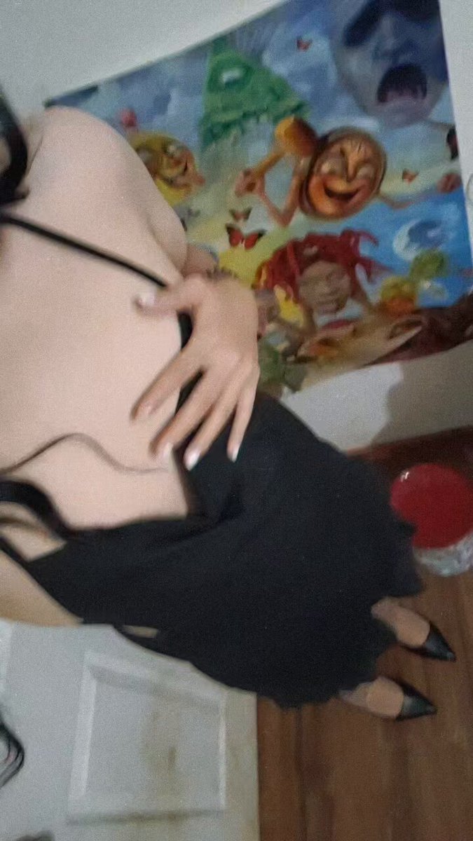 one of my tik toks to end it off lol #femboy #crossdresser