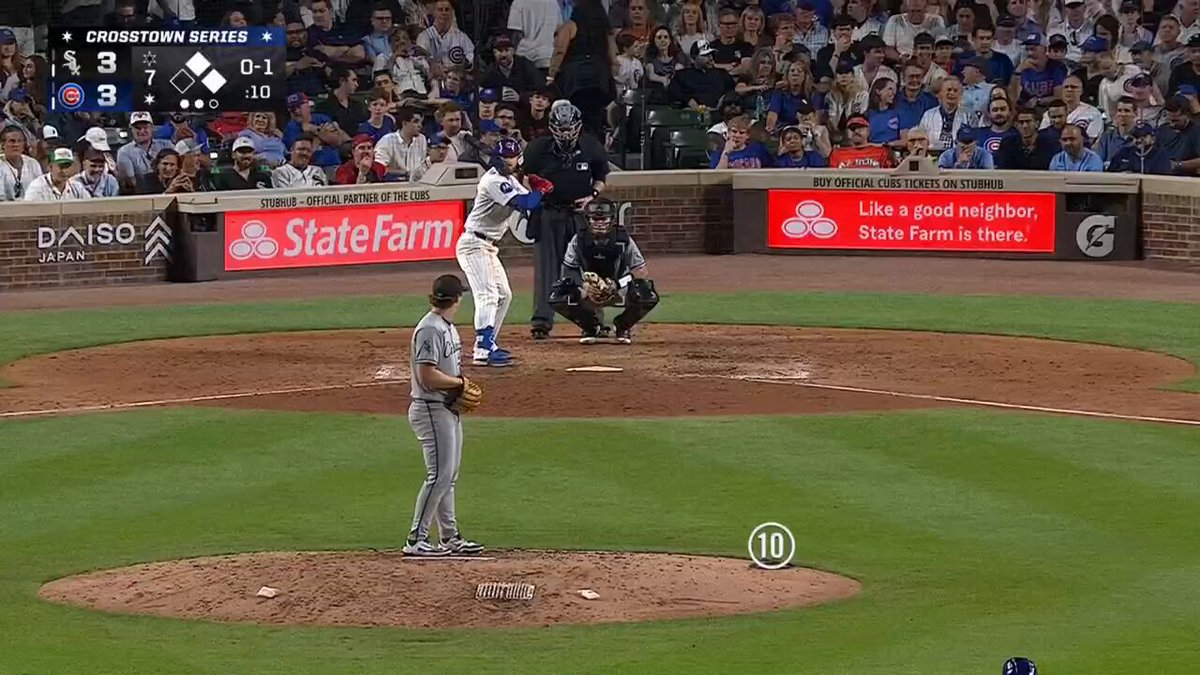Give Chase Meidroth the Gold Glove Award right now.
