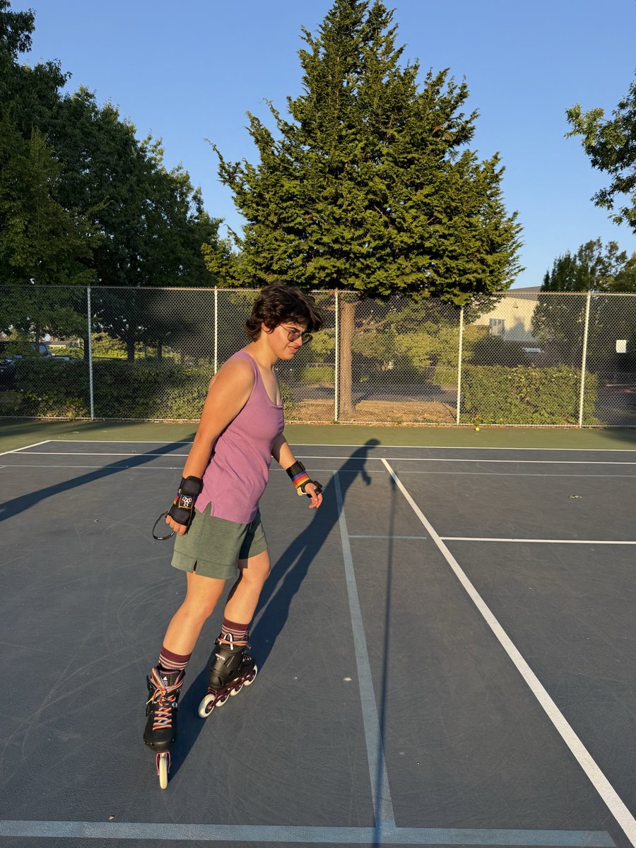 Sunset skating to AVICI makes me feel like a badass. I recommend it to you all.