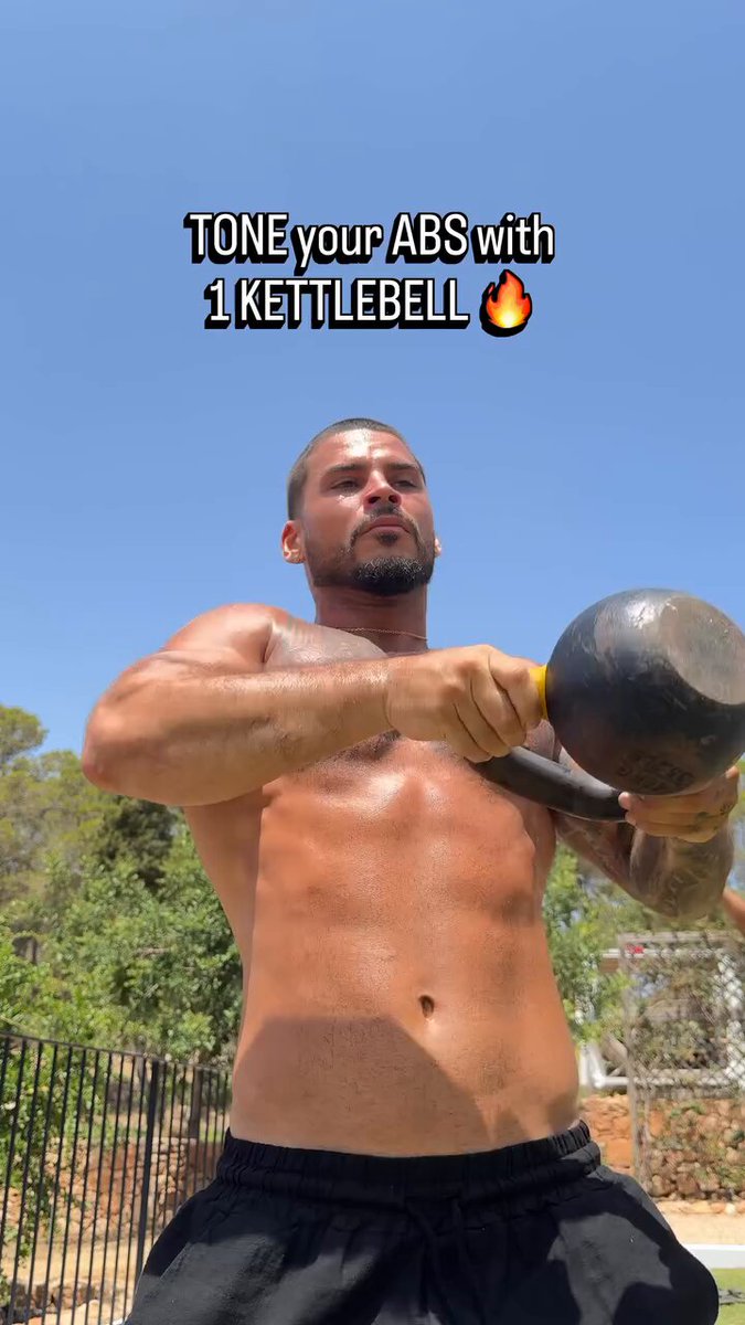 UNLOCK your abs by doing this… ⬇️ Explosive rotation will develop the abs in ways you’ve never seen before… teaching the body to twist and contract, stopping momentum and building core resilience is a trait most ab routines lack! A simple chop movement will force the core ..🔥