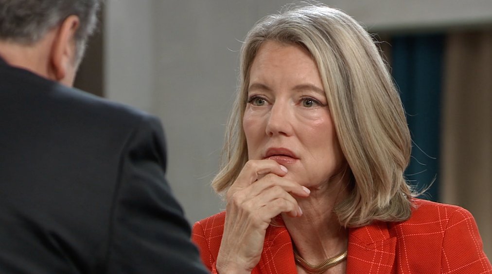 "Pull yourself back, Nina... before Willow takes you down with her." #GH