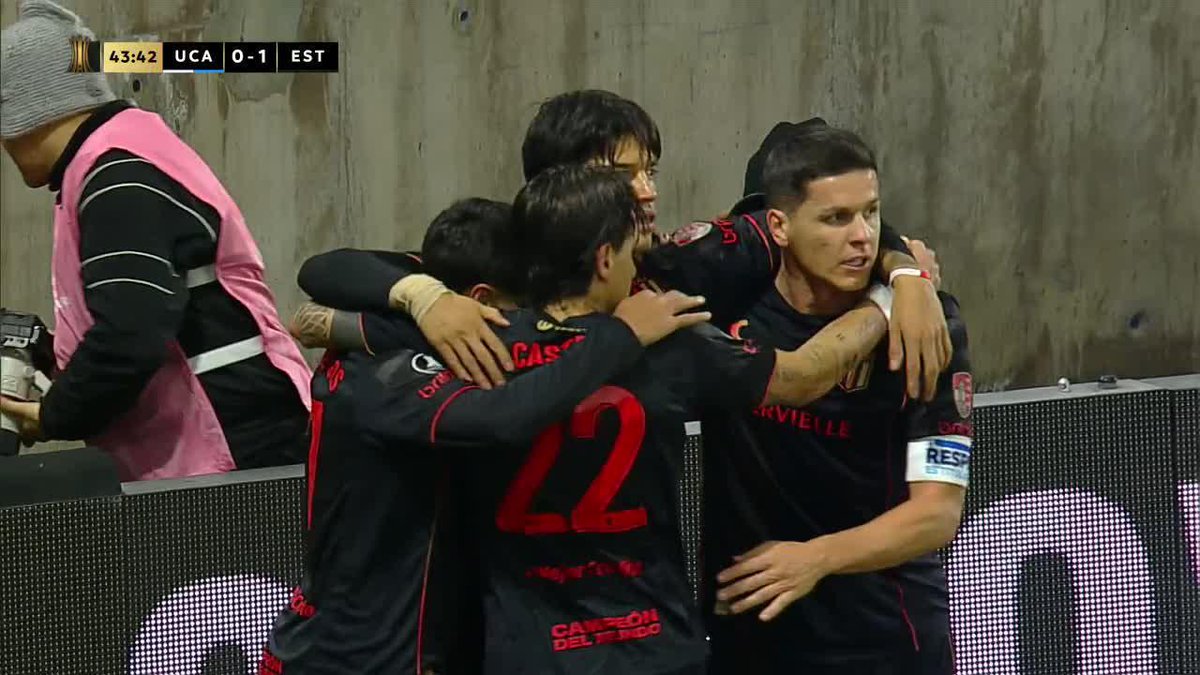 ✅Joaquin Correa vs U. Católica ➡️Progresión por carril central ✅B. Rodriguez: ventaja con engaño corporal; Castro fija en 3ra altura. ✅Carrillo: desmarque de apoyo amplía intervalo entre zaguero/lateral(atrae) ✅Finalización en ventaja posicional