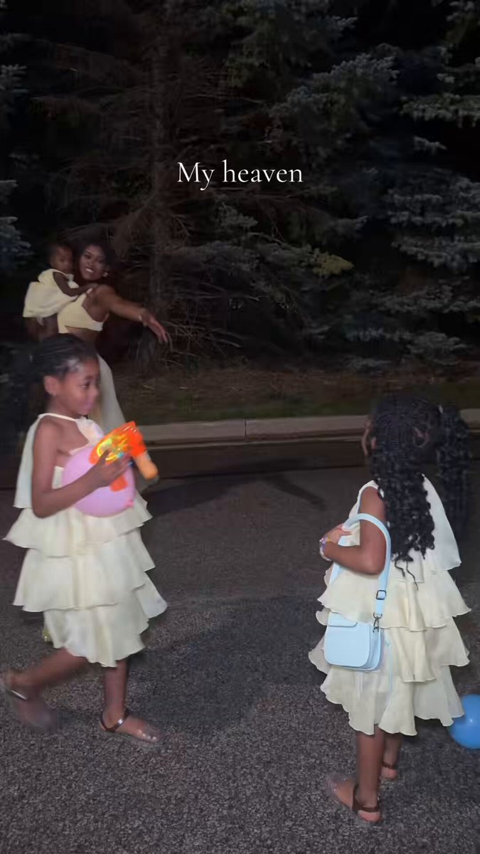 If you want to understand the meaning of “Surrogate mum” this is it. Na me born children, na my sister dey do matchy matchy dress and videos