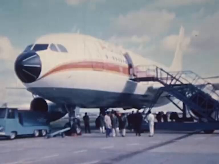 Europe woke up one day in 1969 and decided to end America's airplane dominance. Why not do that again, but for chips, smartphones, space, AI, you name it. Europe doesn't have to be dependent on China or the US when we build together!