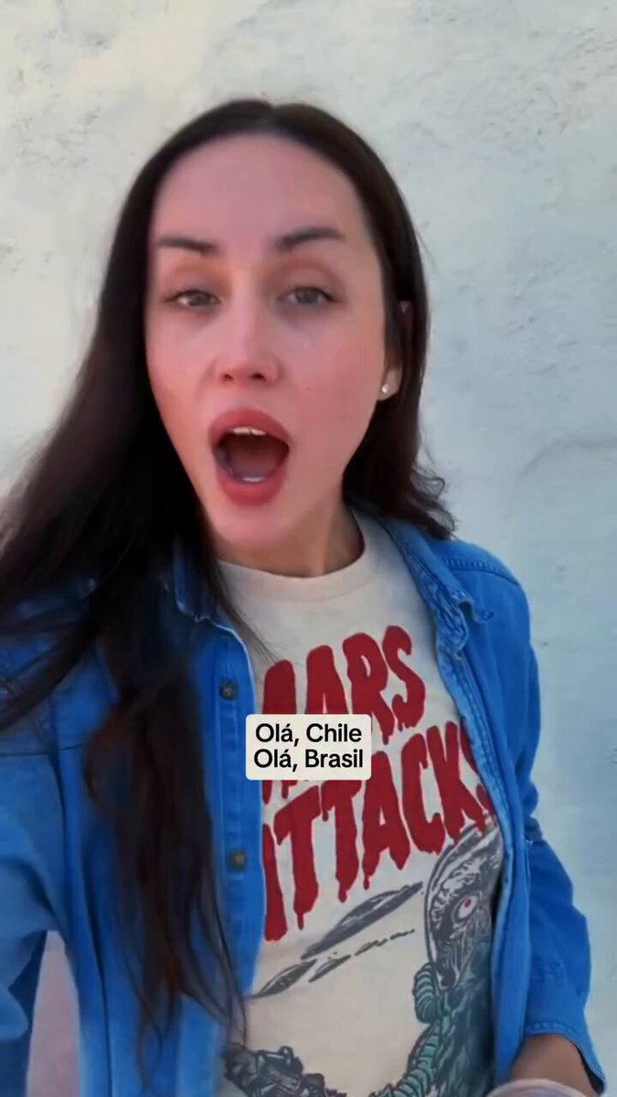 Infelizmente a Adore não conseguirá vir por causa dos problemas da atual política conservadora dos EUA com pessoas trans. Ela teve o passaporte retido e nem sabe quando vsi poder retirar. Diante disso, a Realness trará a Violet Chachki para cumprir com o lineup de queens.