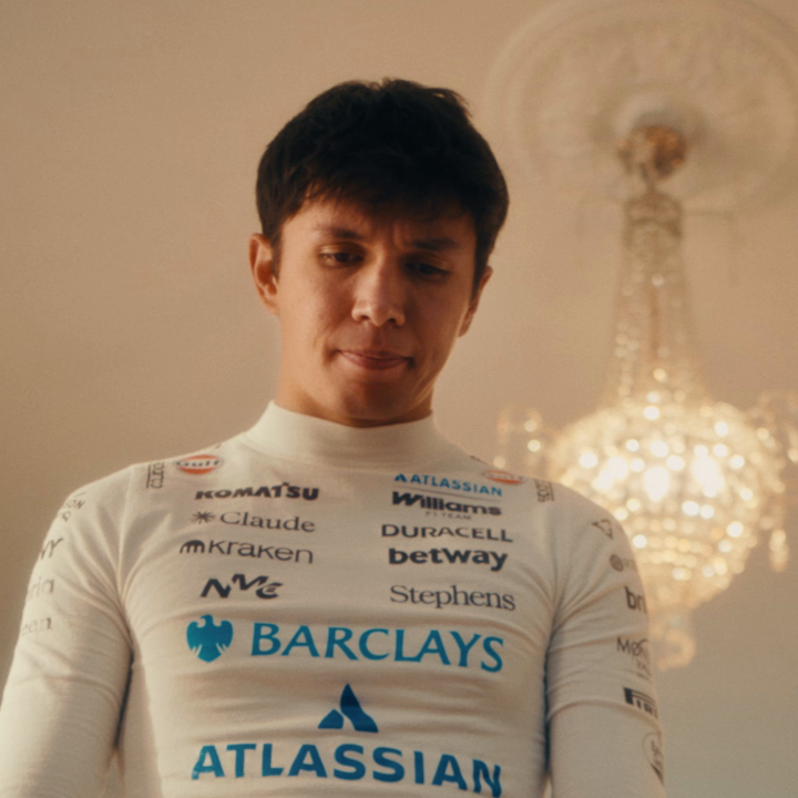 One app. One less thing to figure out. Crypto &amp; stocks, all in one place. 🤝 Atlassian Williams F1 Team