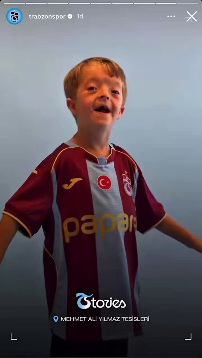 Dünyanın en ünlü Liverpoollu minik taraftarı Isaac Kearney yarın için Trabzonspor ve Mohamed Salah ile buluşturuldu. Güzel içerikler gelecek. 3’lü falan denemesi yapılmış. Harika