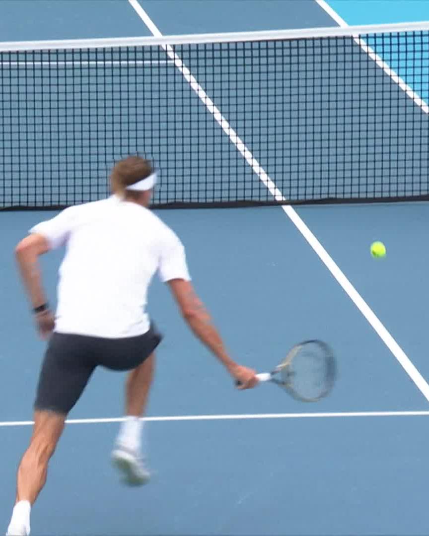 Sascha at Top Speed ๐ฅ World-class get from Alexander Zverev #CincyTennis