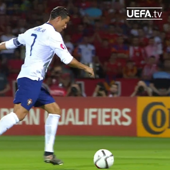 This Ronaldo Finish is so good look at that first touch on the ball 🐐