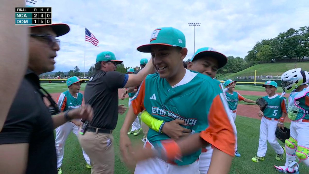 NICARAGUA PULLED OUT THE W WITH A GAME-WINNING PLAY AT THE PLATE 😤