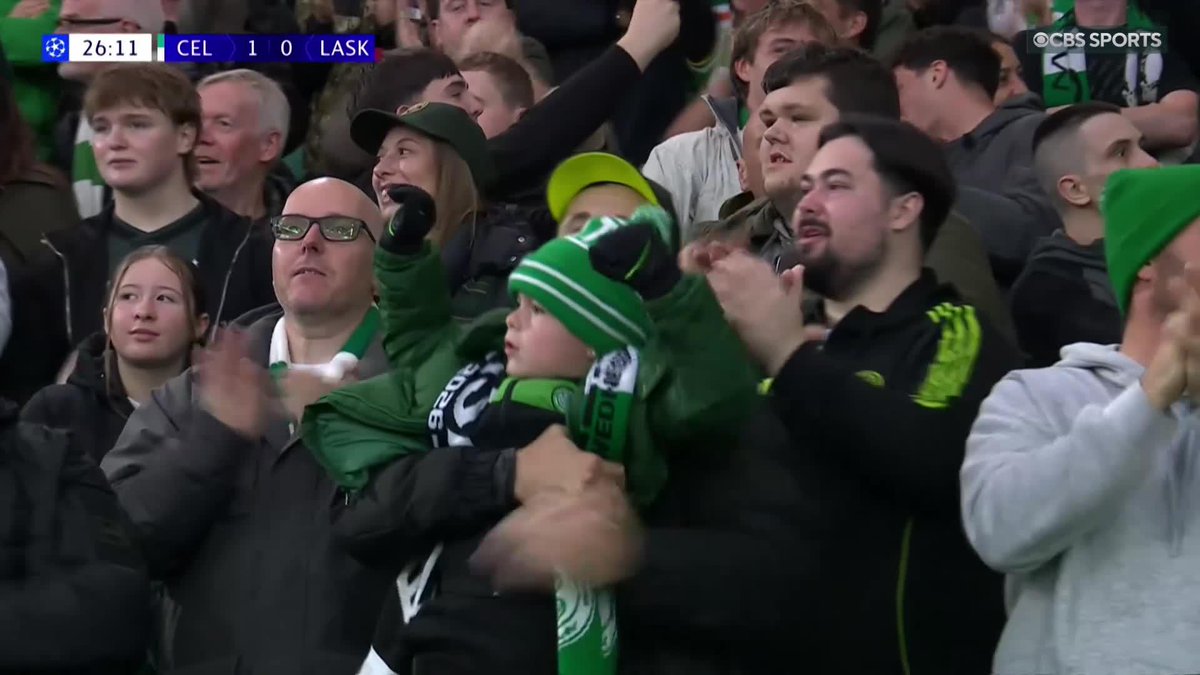 CELTIC PARK ERUPTS 😱 What a goal from Benjamin Nygren to give Celtic the lead over LASk in the #UCL playoff finals 🍀