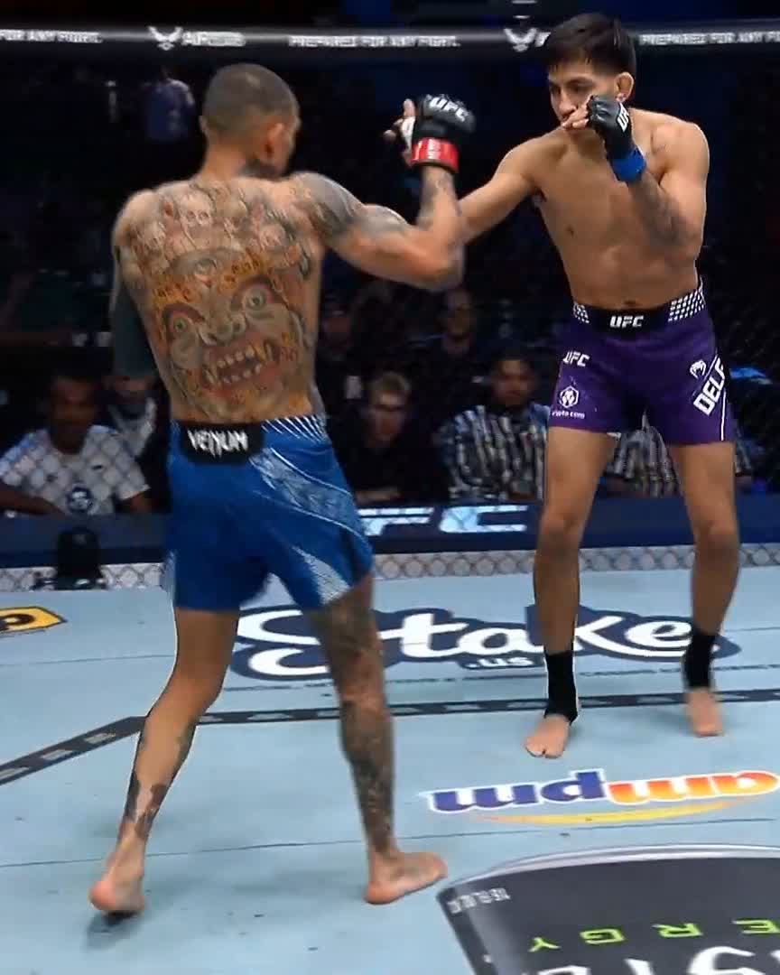 Dude genuinely almost got sparked out by Andre Fili and people are saying he's a bad match up for Jean Silva