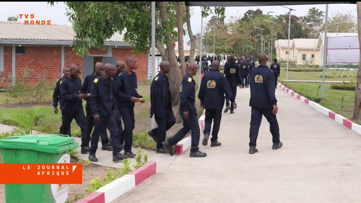 🇨🇬 Exécutions sommaires, disparitions forcées, torture… En République du Congo, l’opération « Zéro Kuluna », lancée contre le banditisme urbain, est aujourd’hui vivement contestée, notamment par des familles de jeunes arrêtés par la DGSP et par un rapport d'ONG...