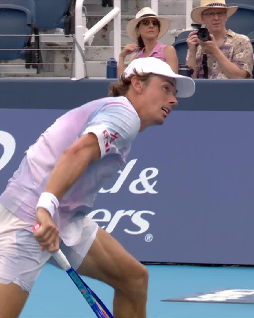 That's a beauty 😮💨 Alex de Minaur #CincyTennis